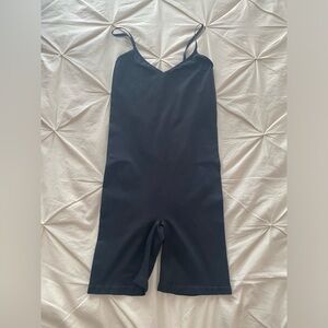Babaton romper